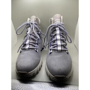 Women's Timberland Gray Hiking Boots - Size 7- A6349